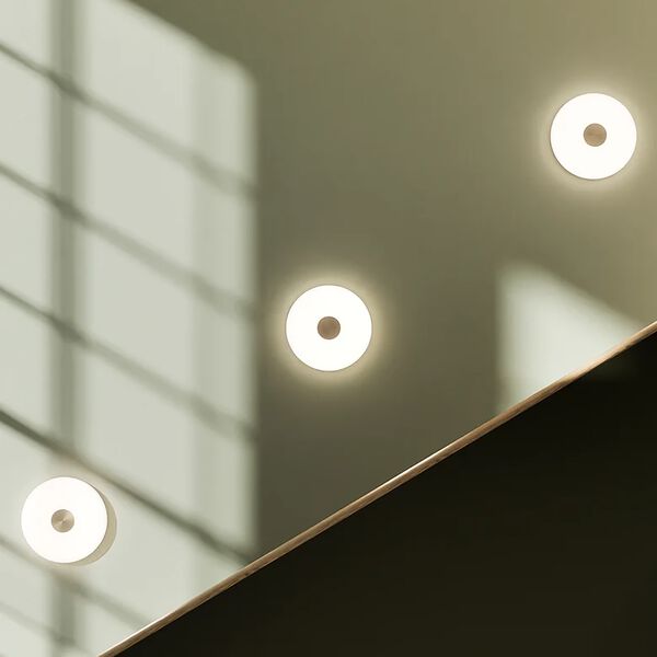 Glint glass vegglampe, opal white, Northern