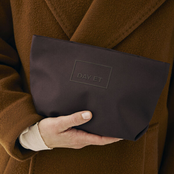 Day RE-Mono Pouchy S, chocolate plum, DAY ET