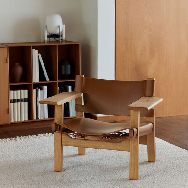 2226 Den Spanske Stol, cognac/olieret eik, Fredericia Furniture