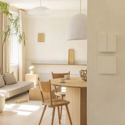 KLOSS Lysbryter, hvit betong, Kjaer + Loege